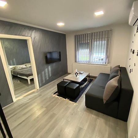 Apartmani Mira Палич Екстериор снимка